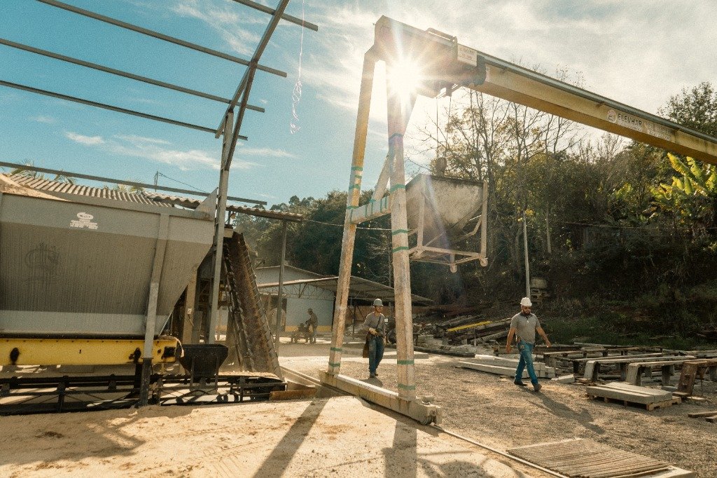 Pátio de Operações e Fabricação Thalescon